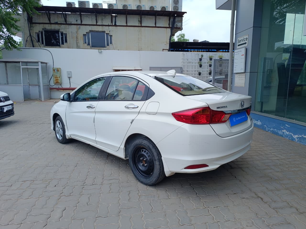 Honda City(2014-2017) V Petrol